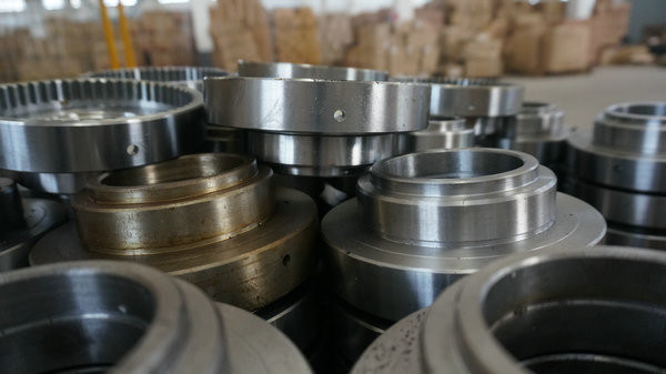 De niet genormaliseerde Ring CNC die van de citizen banddin 35CrNiMo Flens Delen voor Zeemachines machinaal bewerken